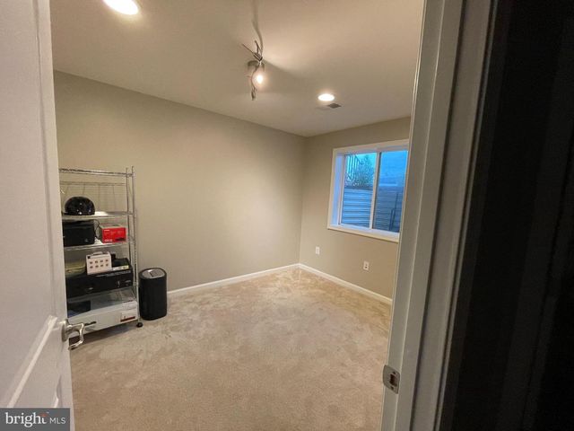 22421 SWEETSPIRE DR, Clarksburg, MD 20871