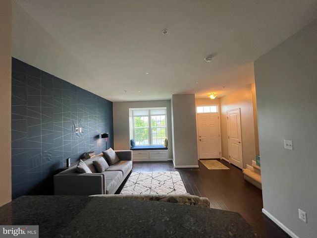 22421 SWEETSPIRE DR, Clarksburg, MD 20871