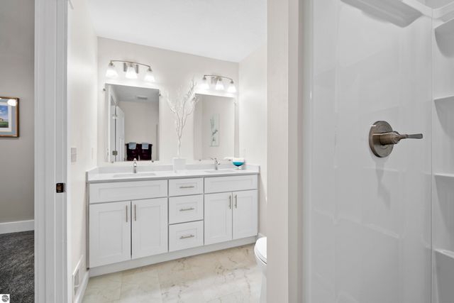 2757 Fashion Avenue, Interlochen, MI 49643