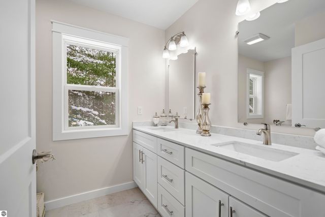 2757 Fashion Avenue, Interlochen, MI 49643