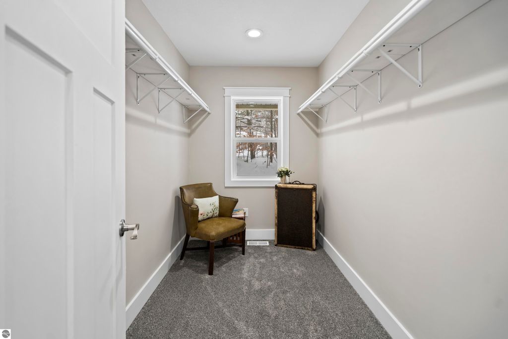 Image 10 of property listing at 2757 Fashion Avenue, Interlochen, MI 49643