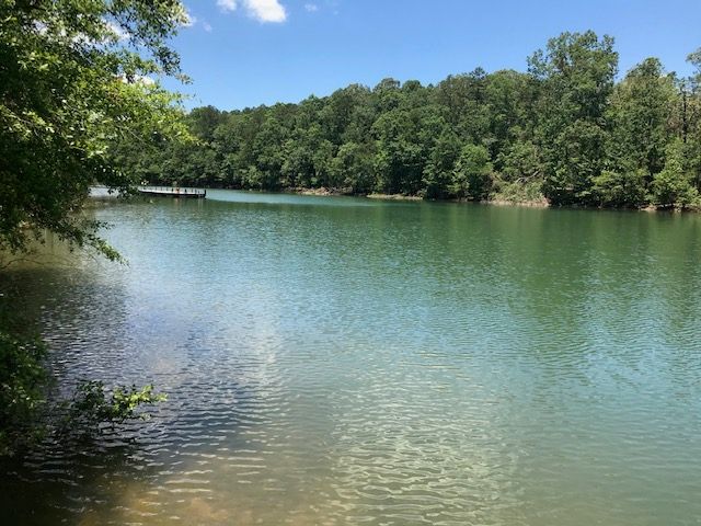 713 Harts Cove Way, Seneca, SC 29678