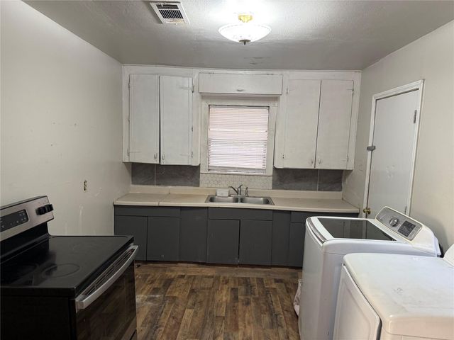 2210 Utica Street, Beaumont, TX 77703