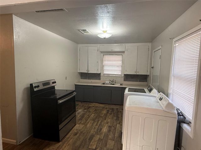 2210 Utica Street, Beaumont, TX 77703