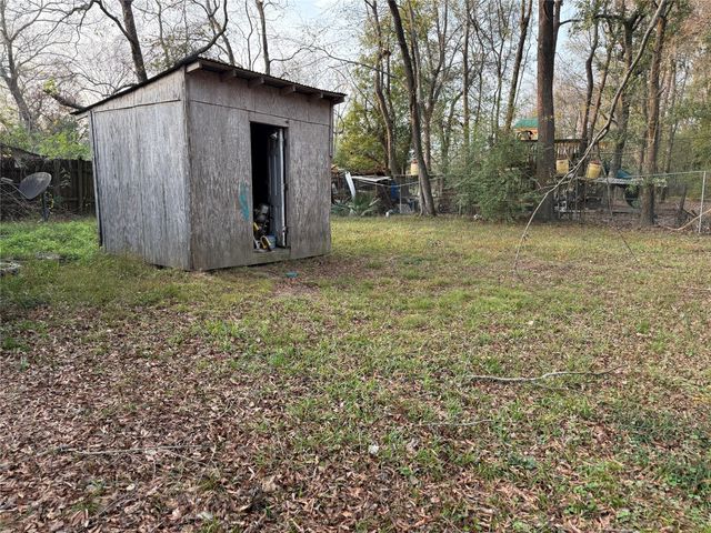 2210 Utica Street, Beaumont, TX 77703