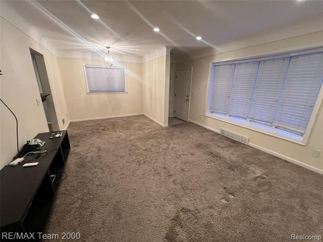 29069 Grandon Street, Livonia, MI 48150