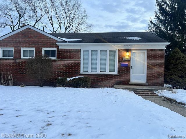 29069 Grandon Street, Livonia, MI 48150