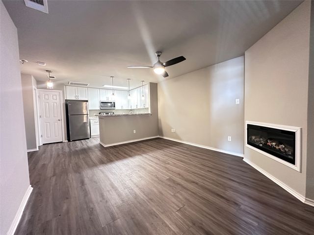 6108 Abrams Road 512, Dallas, TX 75231