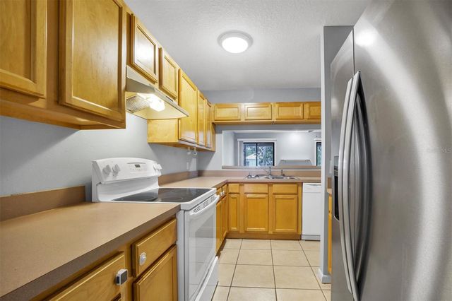 323 ORANGE BLOSSOM DRIVE 323, Winter Haven, FL 33880