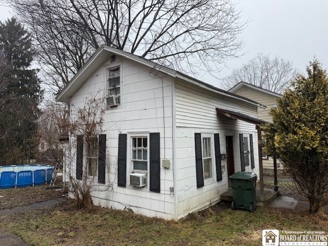 39 Wescott Street, Jamestown, NY 14701