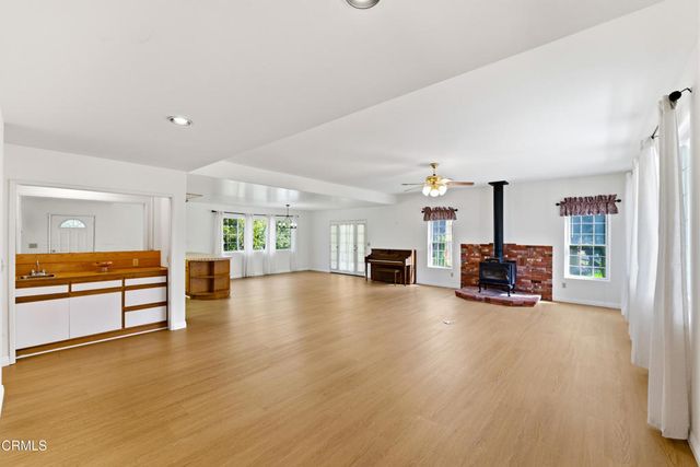 15811 Calle El Capitan, Green Valley, CA 91390