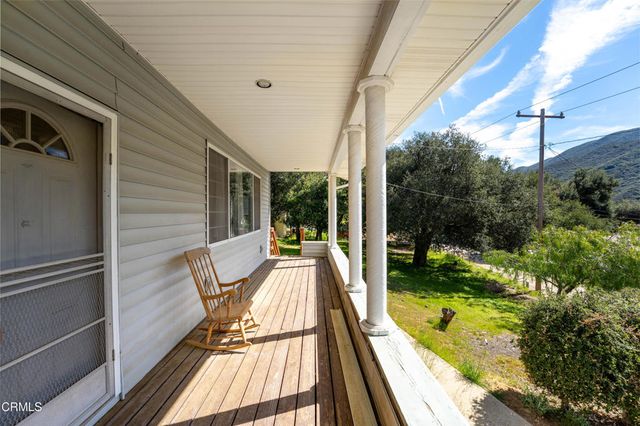 15811 Calle El Capitan, Green Valley, CA 91390