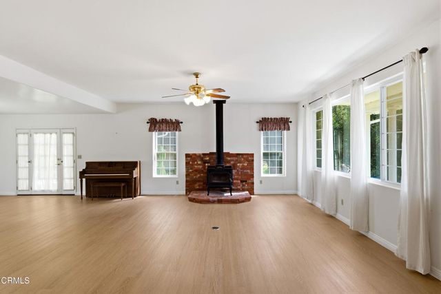 15811 Calle El Capitan, Green Valley, CA 91390