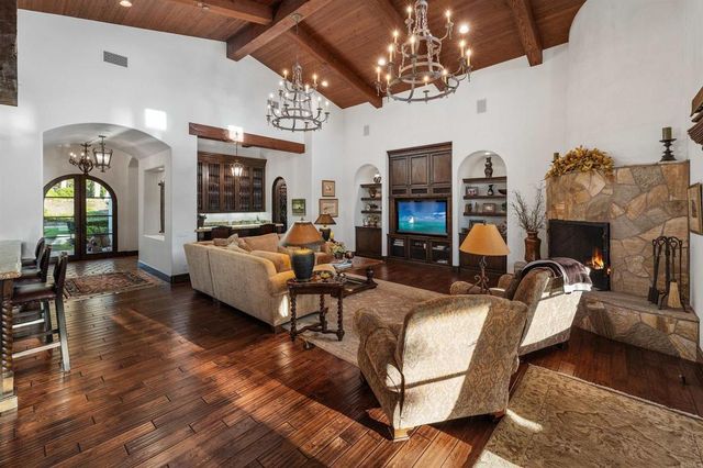 6870 La Valle Plateada, Rancho Santa Fe, CA 92067