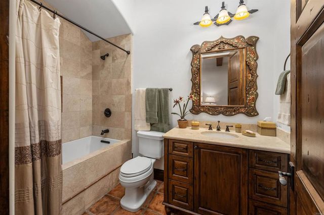 6870 La Valle Plateada, Rancho Santa Fe, CA 92067