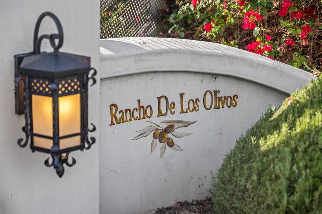 6870 La Valle Plateada, Rancho Santa Fe, CA 92067