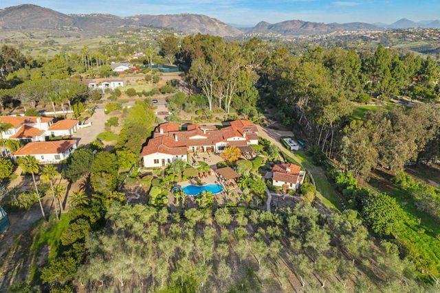 6870 La Valle Plateada, Rancho Santa Fe, CA 92067