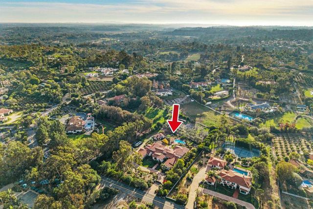 6870 La Valle Plateada, Rancho Santa Fe, CA 92067