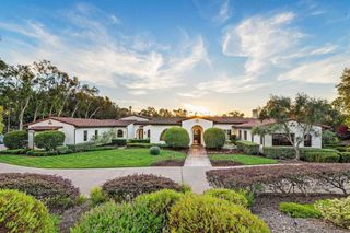 6870 La Valle Plateada, Rancho Santa Fe, CA 92067
