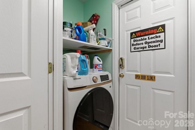 7917 Pebbleridge Drive, Charlotte, NC 28212