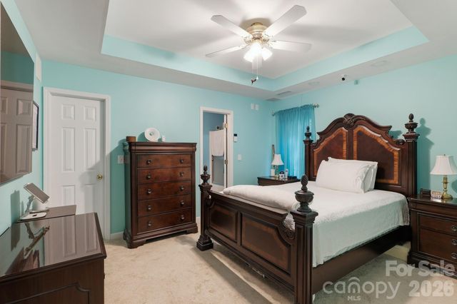7917 Pebbleridge Drive, Charlotte, NC 28212