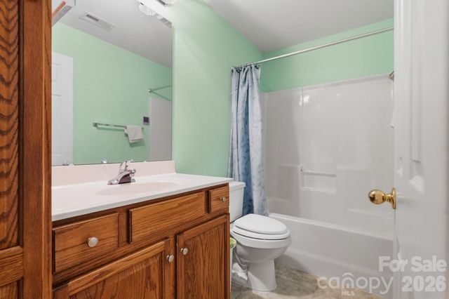7917 Pebbleridge Drive, Charlotte, NC 28212