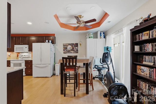 7917 Pebbleridge Drive, Charlotte, NC 28212