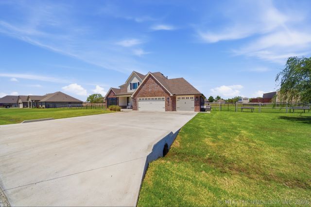 7109 E 143rd Street North, Collinsville, OK 74021