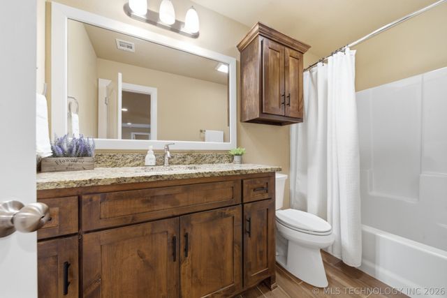 7109 E 143rd Street North, Collinsville, OK 74021