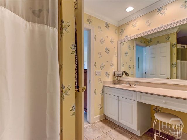 10 Pineside Lane, Savannah, GA 31411