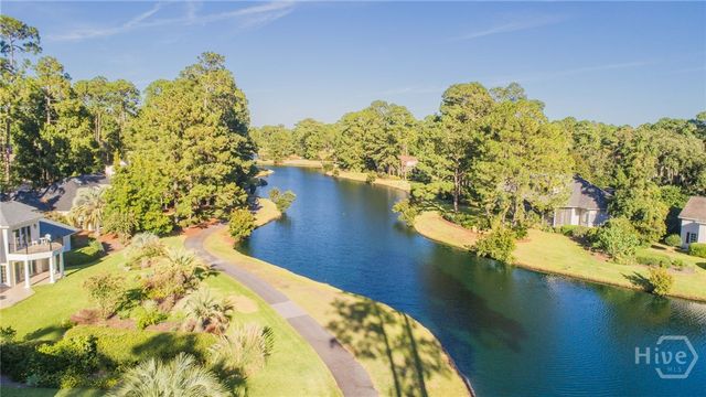 10 Pineside Lane, Savannah, GA 31411