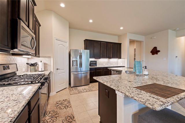 13213 Anchor Isle Court, Texas City, TX 77568