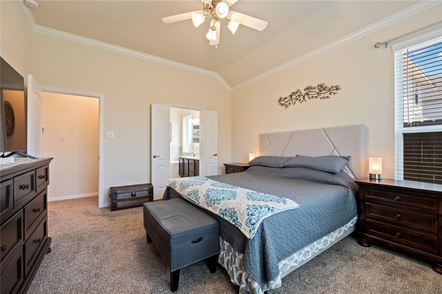 13213 Anchor Isle Court, Texas City, TX 77568