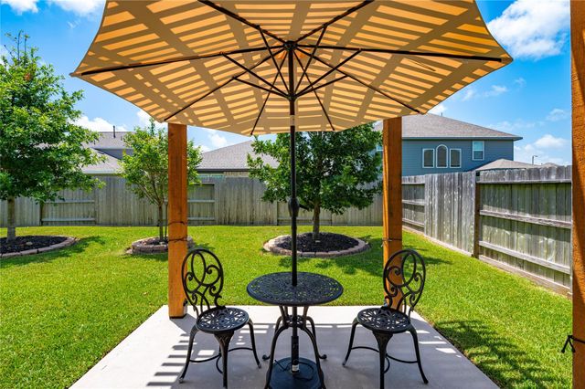 13213 Anchor Isle Court, Texas City, TX 77568