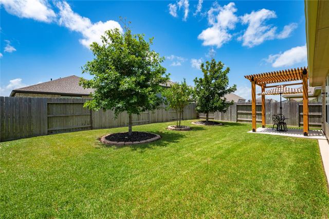 13213 Anchor Isle Court, Texas City, TX 77568