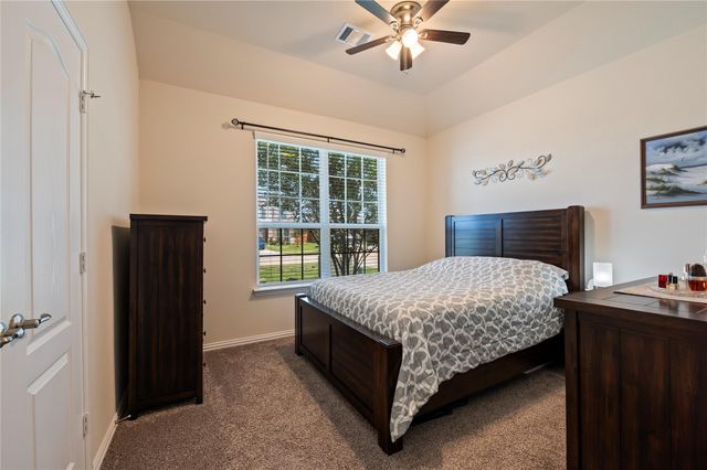 13213 Anchor Isle Court, Texas City, TX 77568