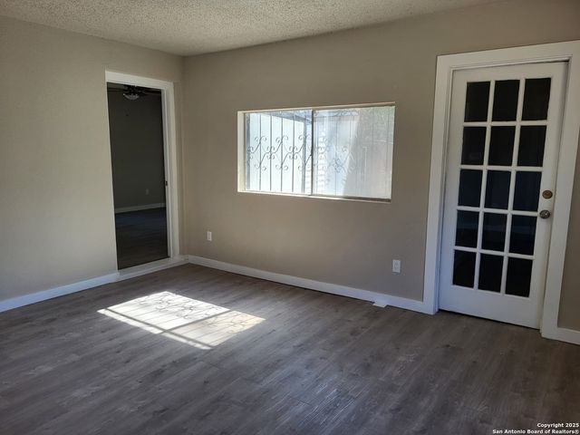 2326 Basse Rd, San Antonio, TX 78213