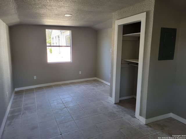 2326 Basse Rd, San Antonio, TX 78213