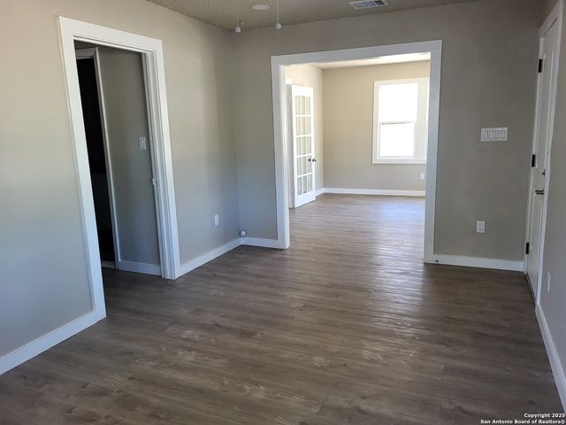 2326 Basse Rd, San Antonio, TX 78213