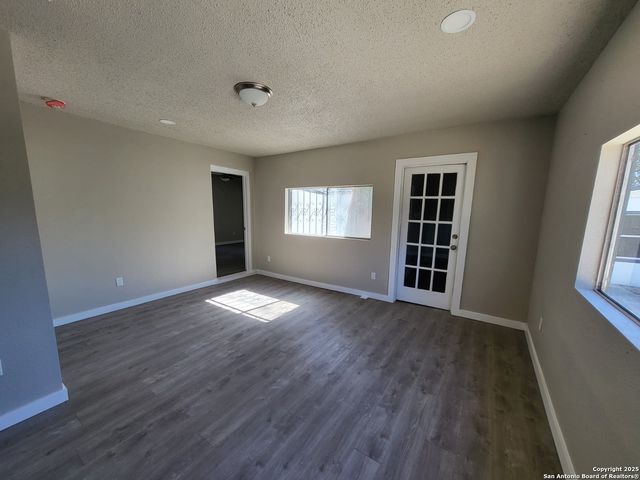 2326 Basse Rd, San Antonio, TX 78213