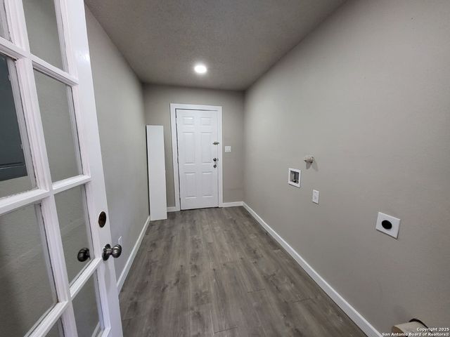 2326 Basse Rd, San Antonio, TX 78213