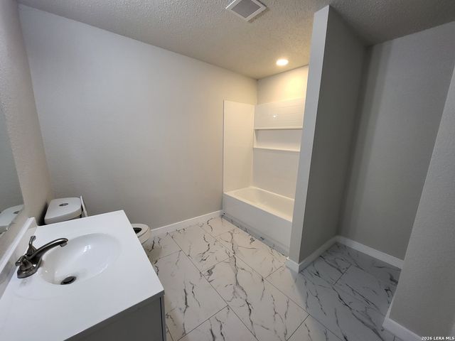 2326 Basse Rd, San Antonio, TX 78213