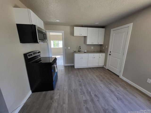 2326 Basse Rd, San Antonio, TX 78213