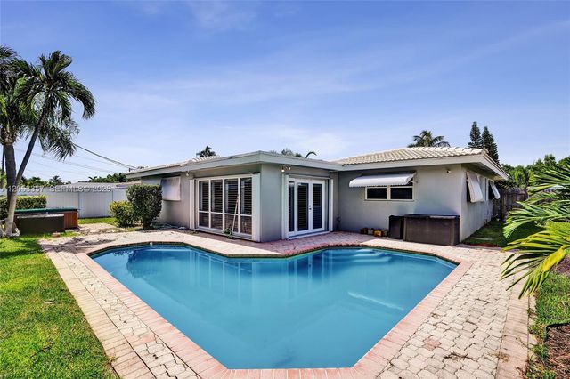 510 SE 5th Street, Pompano Beach, FL 33060