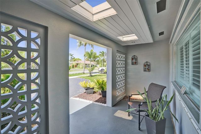 510 SE 5th Street, Pompano Beach, FL 33060