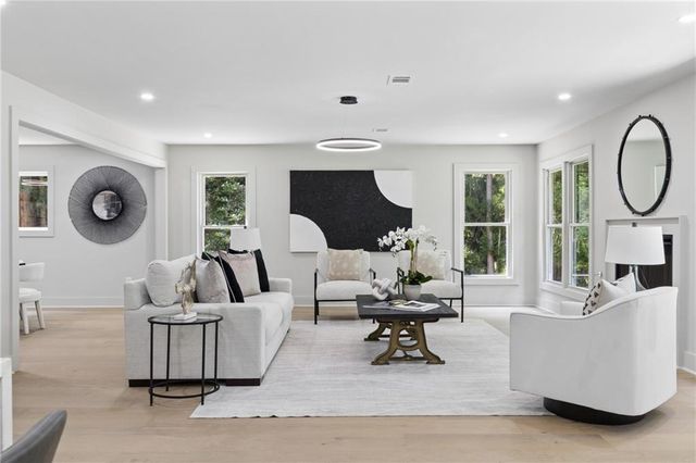 5030 Nesbit Ferry Lane, Sandy Springs, GA 30350