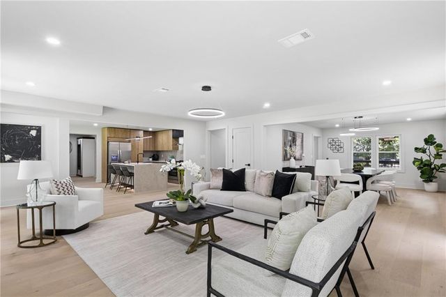 5030 Nesbit Ferry Lane, Sandy Springs, GA 30350