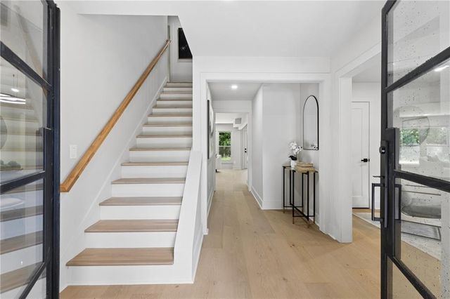 5030 Nesbit Ferry Lane, Sandy Springs, GA 30350