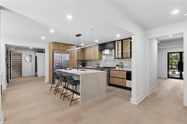 5030 Nesbit Ferry Lane, Sandy Springs, GA 30350