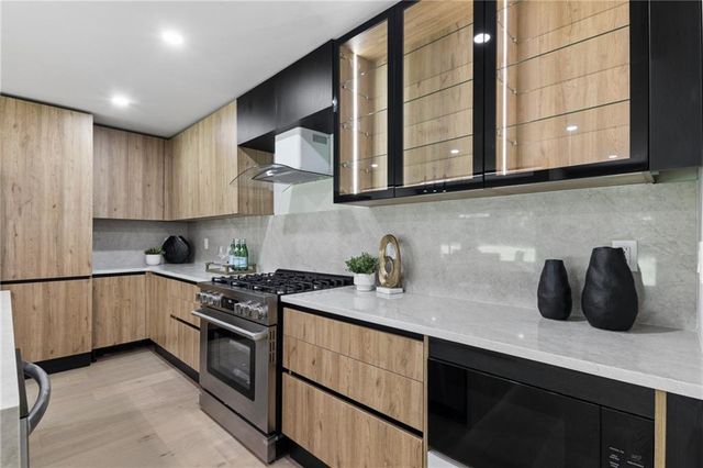 5030 Nesbit Ferry Lane, Sandy Springs, GA 30350